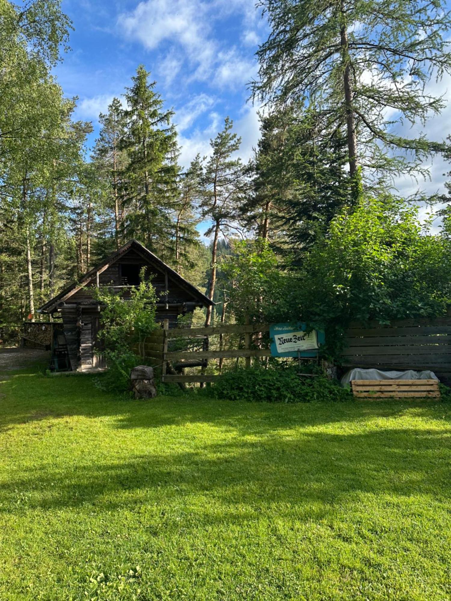 Ferienhaus Im Wald Edelschrott Eksteriør bilde